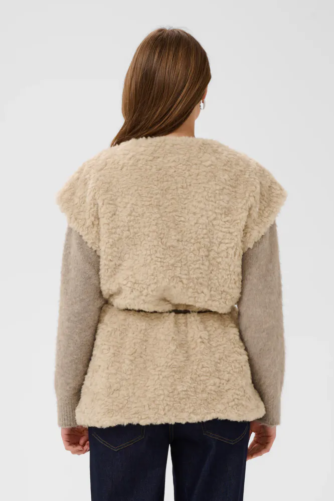 Sylvana Vest, Ice