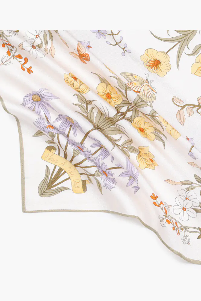 Lykke Silkeskjerf 65 x 65 cm, Offwhite