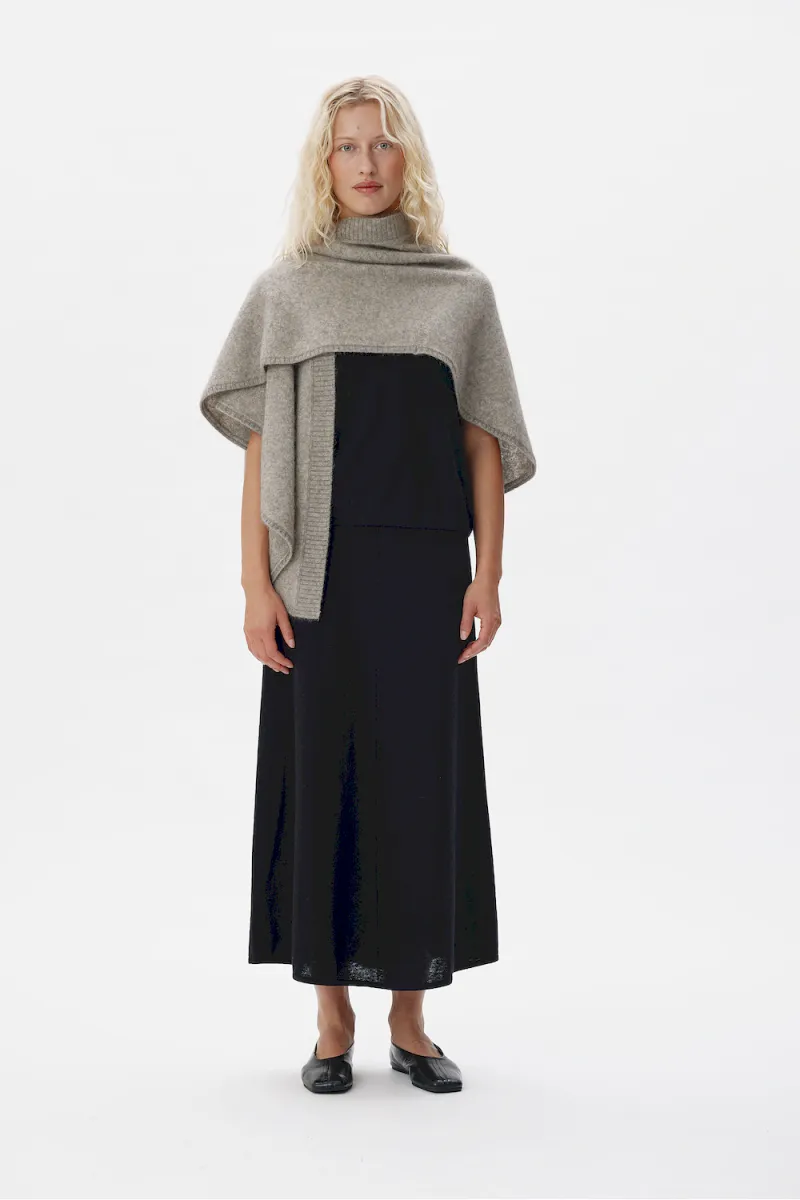 Sanne, Warm Grey-Beige