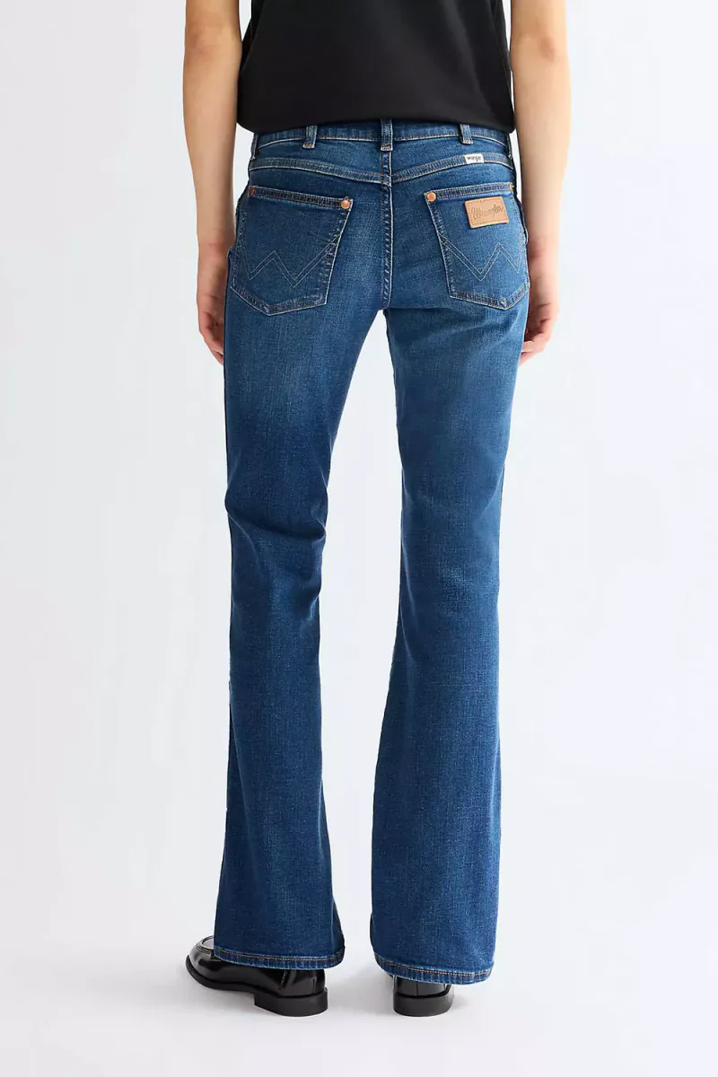 Low Rise Bold Boot Jeans, Canyon Crest