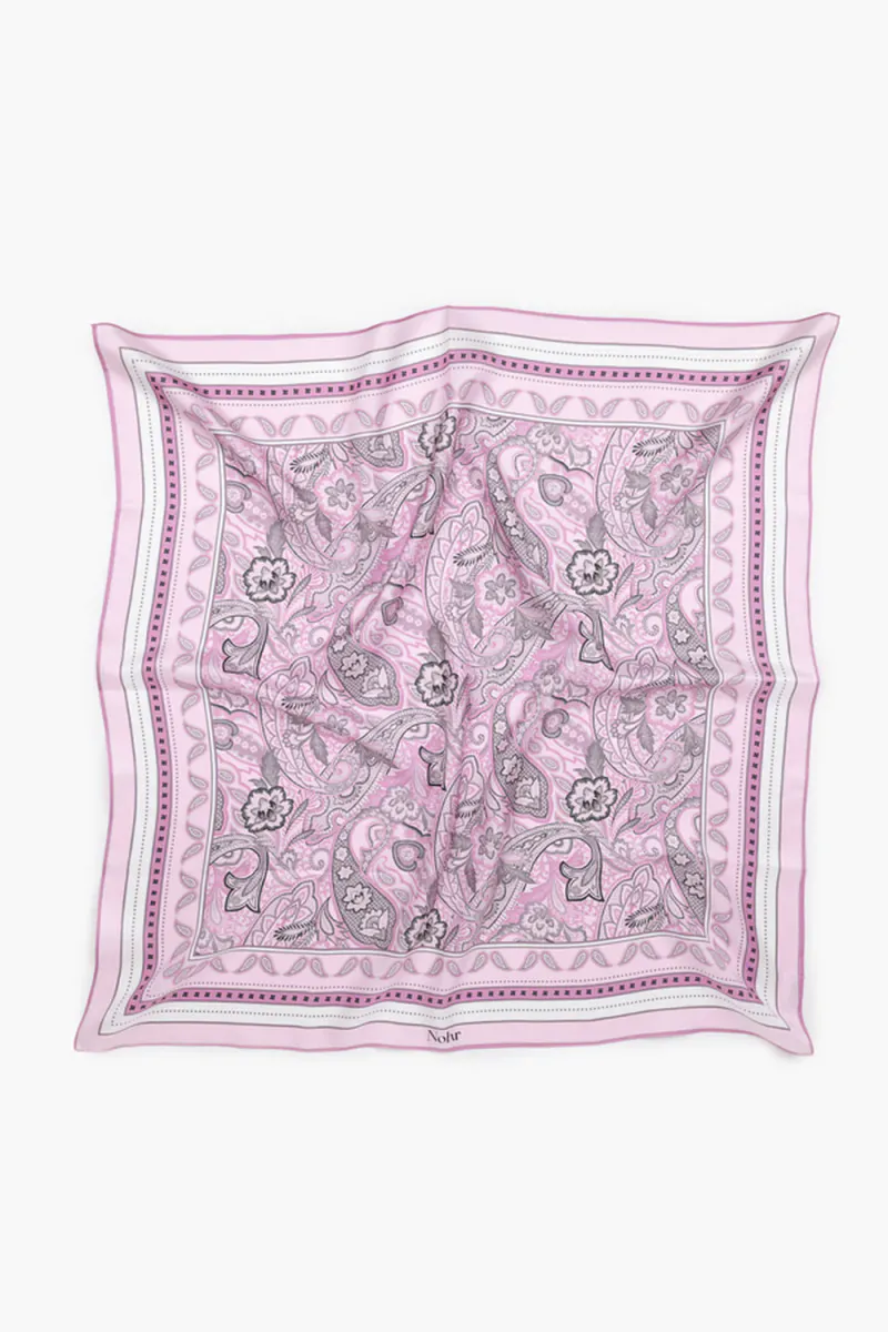 Maya Silkeskjerf 65 x 65 cm, Lys Rosa