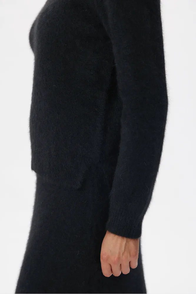 Joie, Black