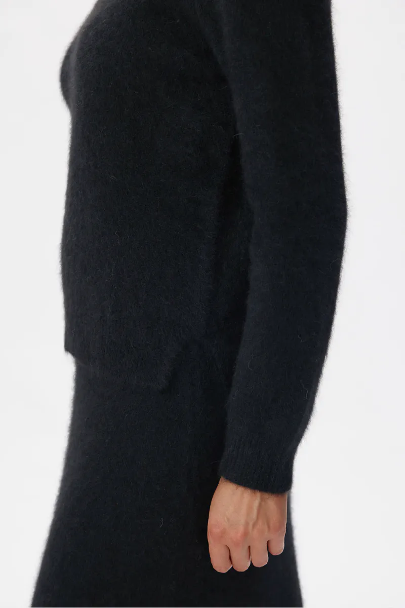 Joie, Black